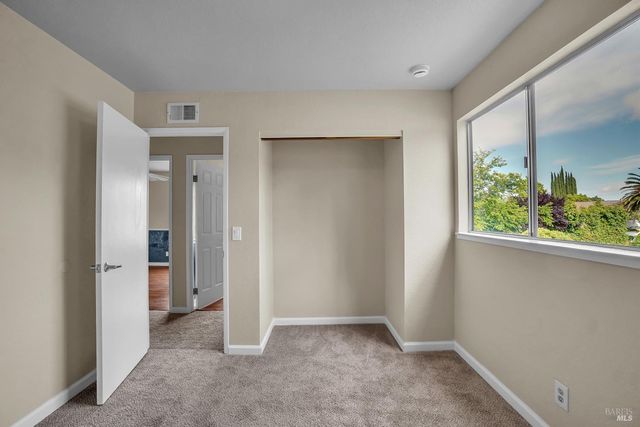 3447 Springfield Dr, Fairfield, CA 94534