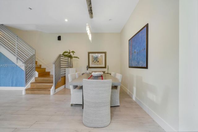 3446 SW 23rd St 3446, Miami, FL 33145