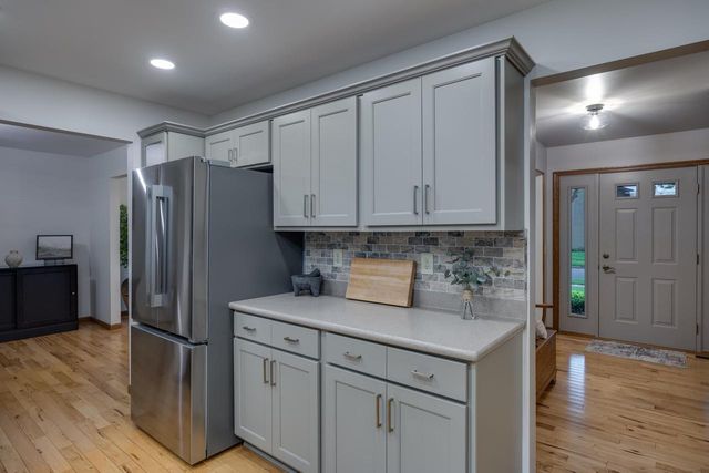 101 Coach House Drive, Madison, WI 53714