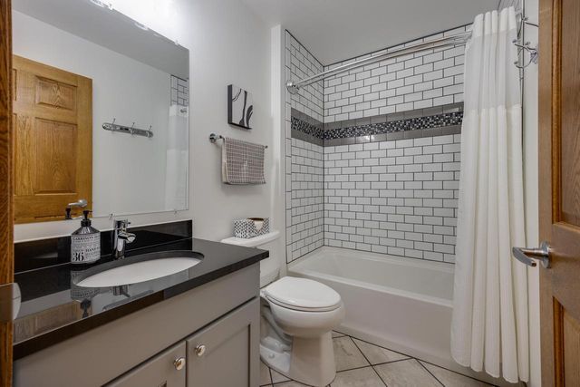 101 Coach House Drive, Madison, WI 53714