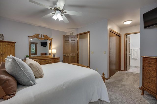 101 Coach House Drive, Madison, WI 53714