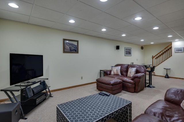 101 Coach House Drive, Madison, WI 53714