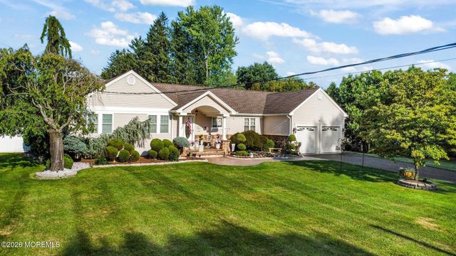 71 Lancaster Road, Freehold, NJ 07728