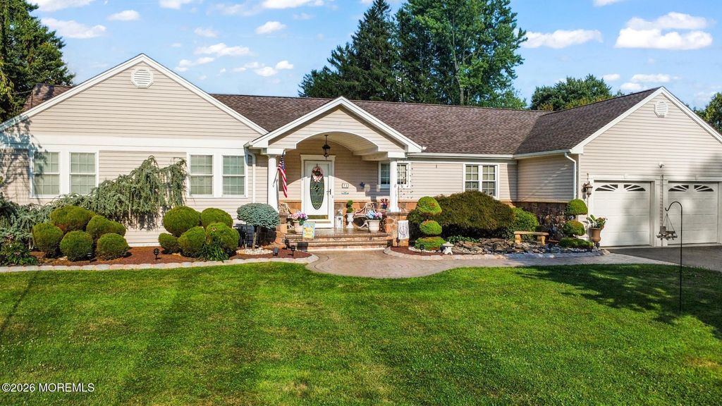 71 Lancaster Road, Freehold, NJ 07728