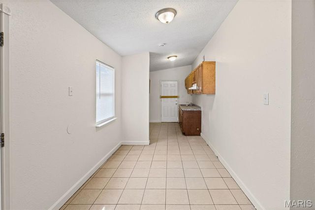 502 Saint Thomas Lane, Cahokia, IL 62206