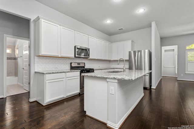 27730 Lokaya Falls, Boerne, TX 78015