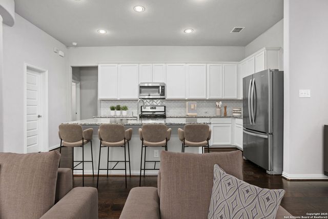 27730 Lokaya Falls, Boerne, TX 78015