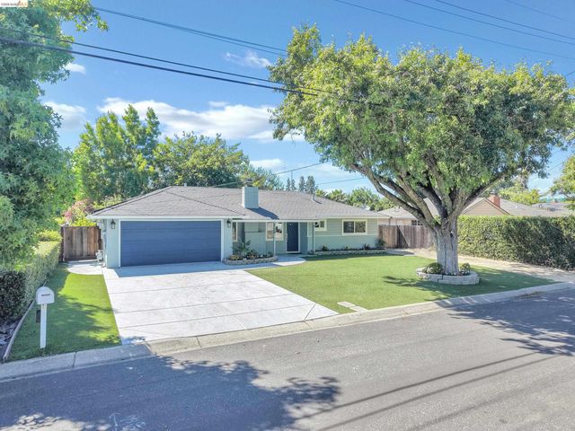 2124 Ahneita Dr, Pleasant Hill, CA 94523