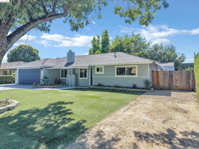 2124 Ahneita Dr, Pleasant Hill, CA 94523
