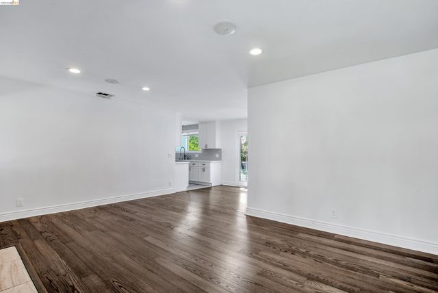 2124 Ahneita Dr, Pleasant Hill, CA 94523