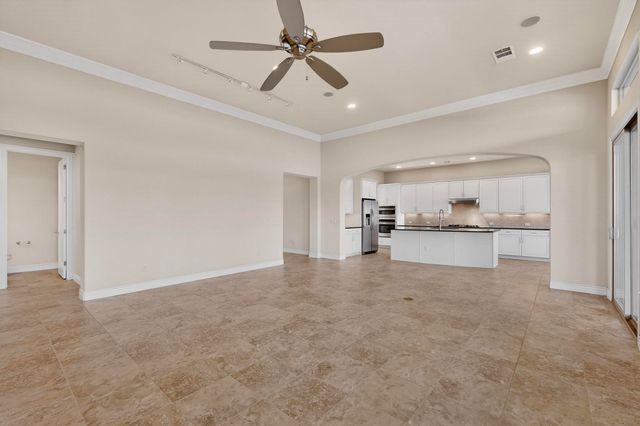 8708 Crestview Drive, Denton, TX 76207