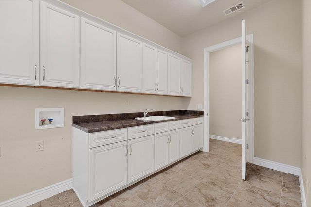 8708 Crestview Drive, Denton, TX 76207