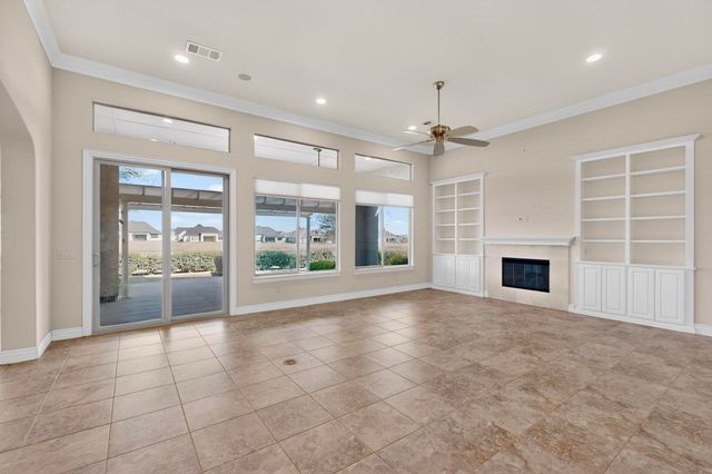 8708 Crestview Drive, Denton, TX 76207