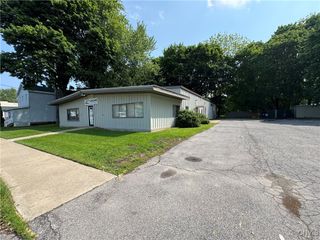 253-255 East Tenth Street Street East, Oswego-city, NY 13126
