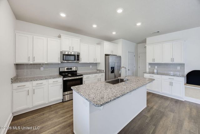 11585 Paige Cove, Ocean Springs, MS 39564