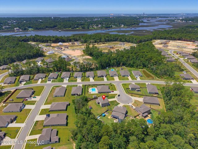 11585 Paige Cove, Ocean Springs, MS 39564