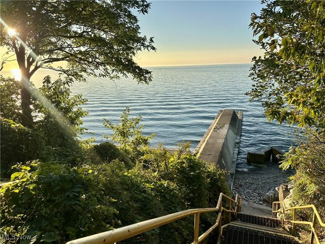 104 E 216th Street, Euclid, OH 44123