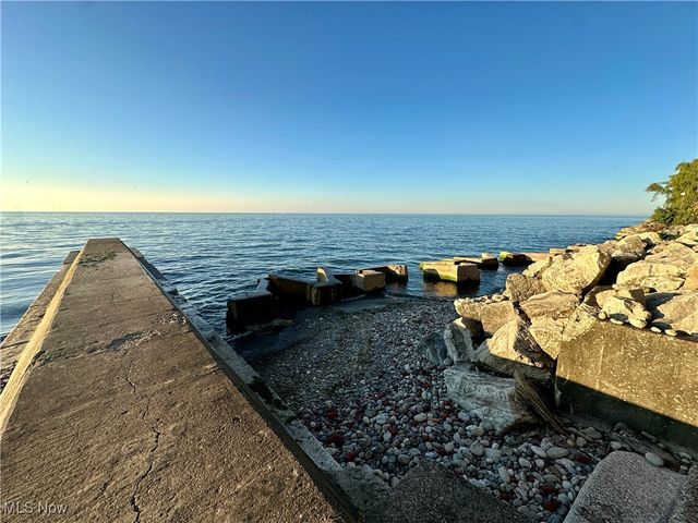 104 E 216th Street, Euclid, OH 44123