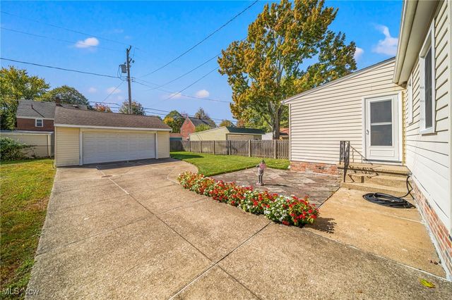 104 E 216th Street, Euclid, OH 44123