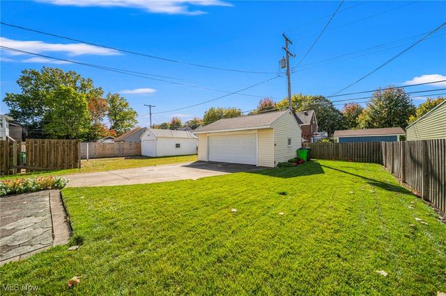 104 E 216th Street, Euclid, OH 44123