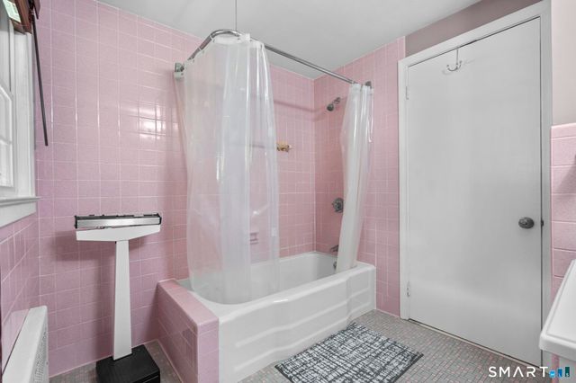 120 Terry Road, Hartford, CT 06105