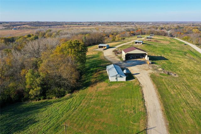 03 170th Avenue, Carlisle, IA 50047