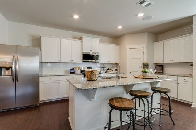 1353 Gentry Drive, Clarksville, TN 37043