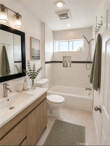 13016 Archwood street, North Hollywood, CA 91606