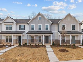 272 Fosterton Cottage Way, Raleigh, NC 27603