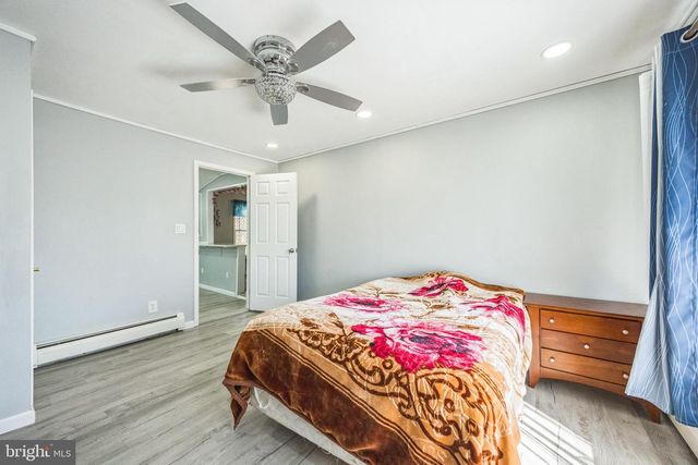 87 VERMILLION LN, Levittown, PA 19054