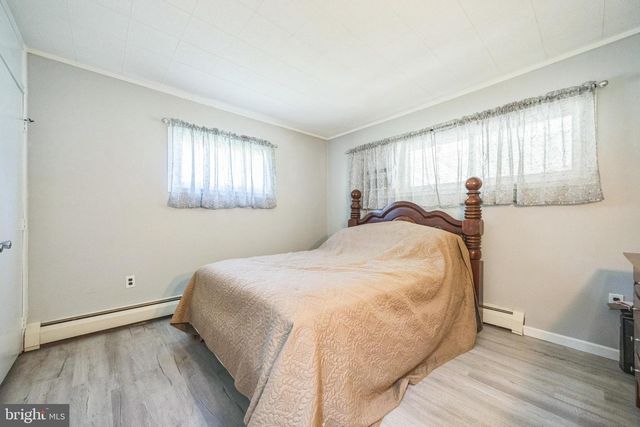 87 VERMILLION LN, Levittown, PA 19054
