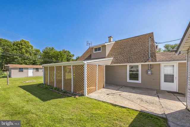 87 VERMILLION LN, Levittown, PA 19054