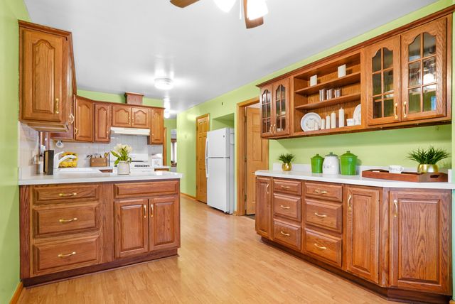 6135 W 63rd Place, Chicago, IL 60638