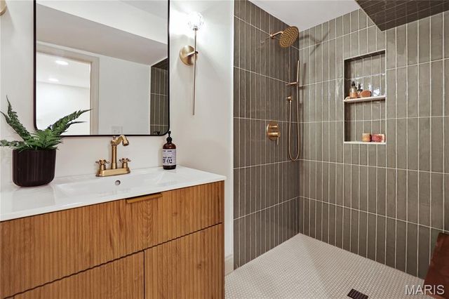 9606 Castanet Court, Crestwood, MO 63126