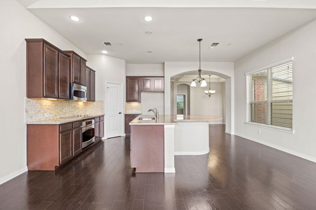 1938 Loma Alta Drive, Irving, TX 75063