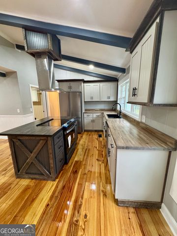 405 N Broughton Street, Ailey, GA 30410