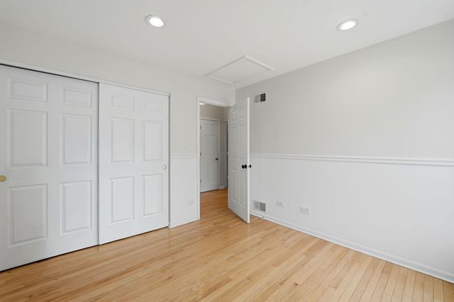 348 RICHARD Court, Vernon Hills, IL 60061