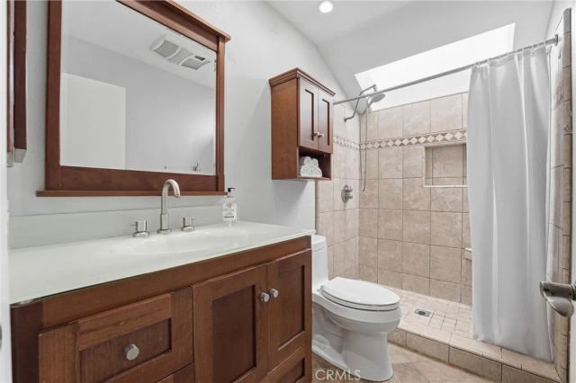 11 Shadowleaf, Irvine, CA 92614