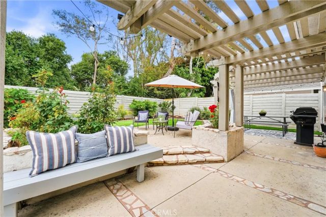 11 Shadowleaf, Irvine, CA 92614