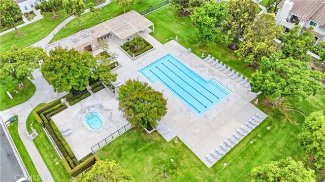 11 Shadowleaf, Irvine, CA 92614