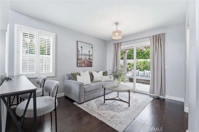 11 Shadowleaf, Irvine, CA 92614
