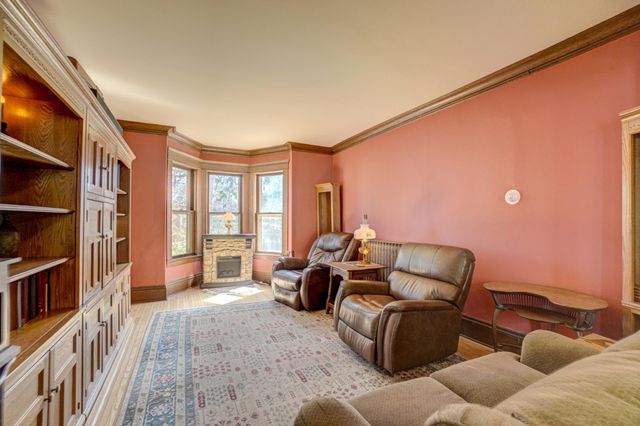 613 Olive Street W, Stillwater, MN 55082