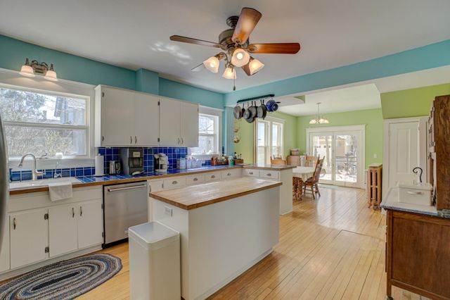 613 Olive Street W, Stillwater, MN 55082