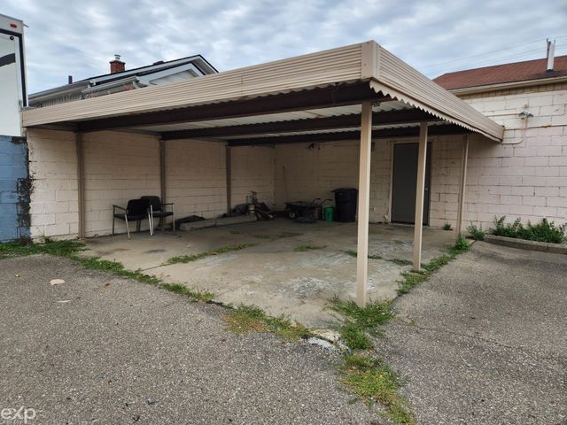 3750 E 12 Mile Road, Warren, MI 48092