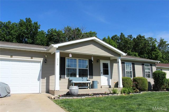 2356 Balboa Circle, Warrenton, MO 63383