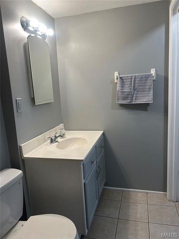 2356 Balboa Circle, Warrenton, MO 63383