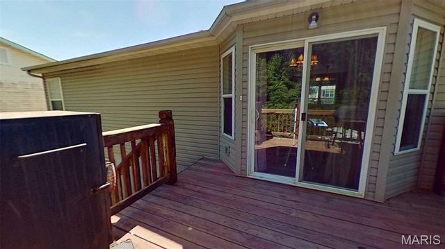 2356 Balboa Circle, Warrenton, MO 63383