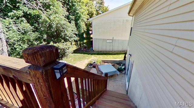 2356 Balboa Circle, Warrenton, MO 63383