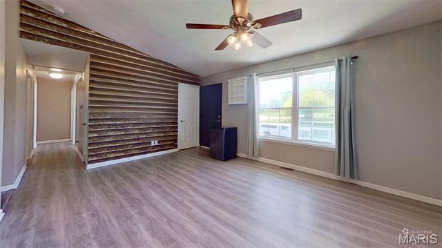 2356 Balboa Circle, Warrenton, MO 63383