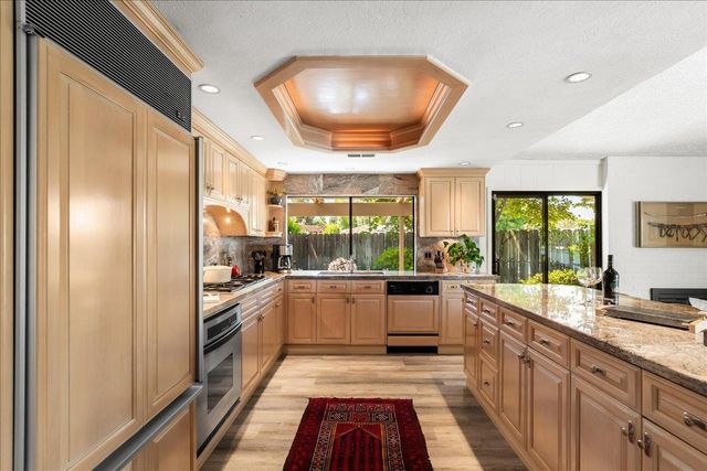 6310 Chesapeake Cir, Stockton, CA 95219